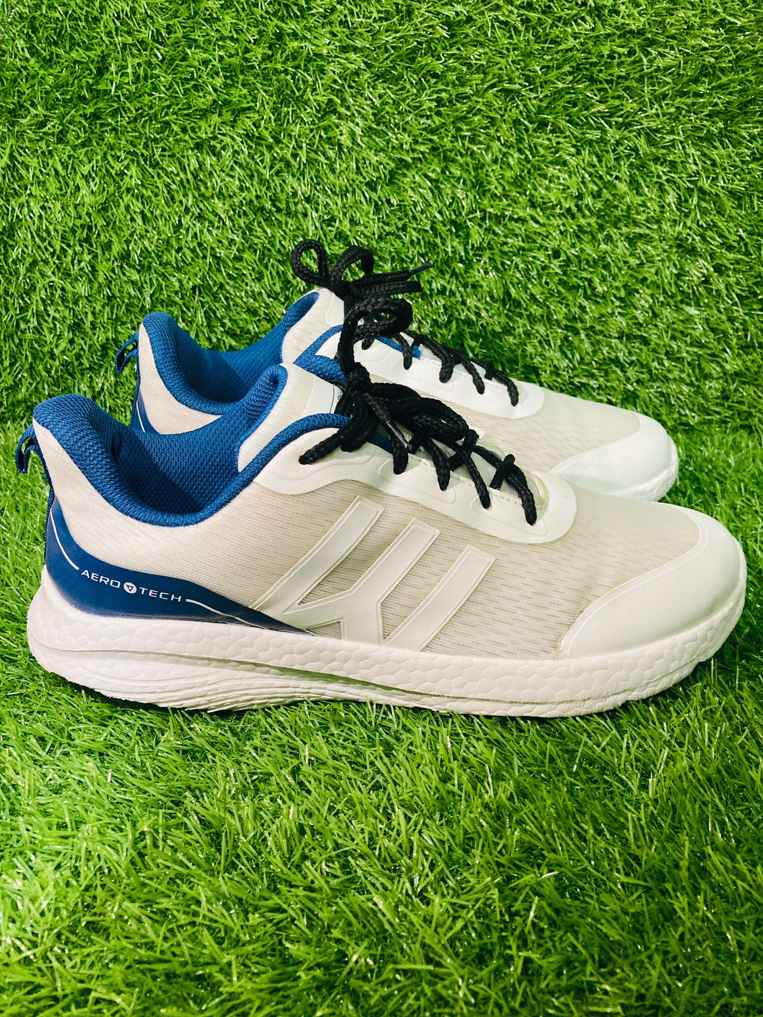 Aero Tech Lightweight Athletic Running Shoes (White/Royal Blue) — view 1