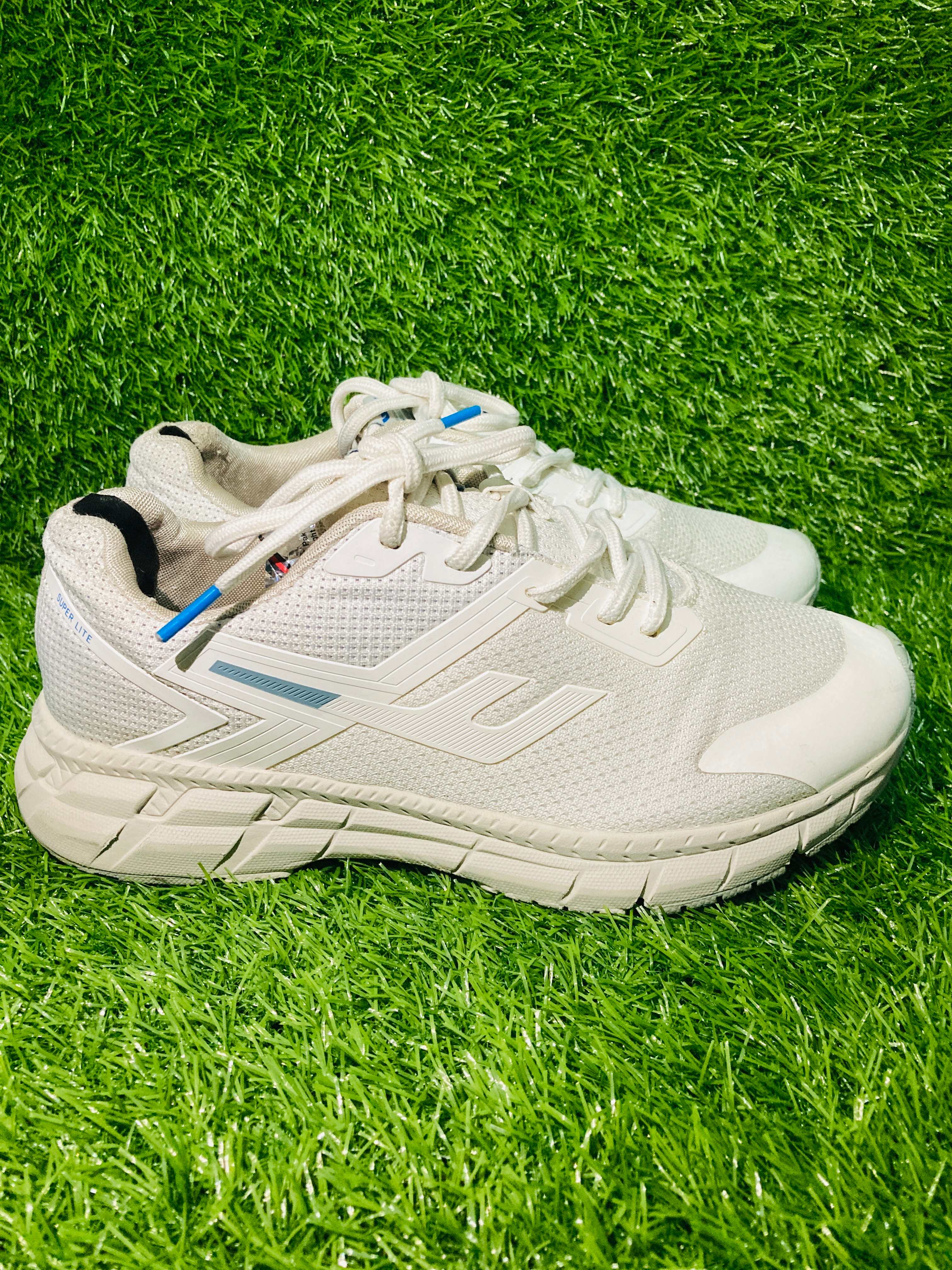 Prospecs Super Lite 216 Athletic Running Shoes (Off-White/Blue) — view 1