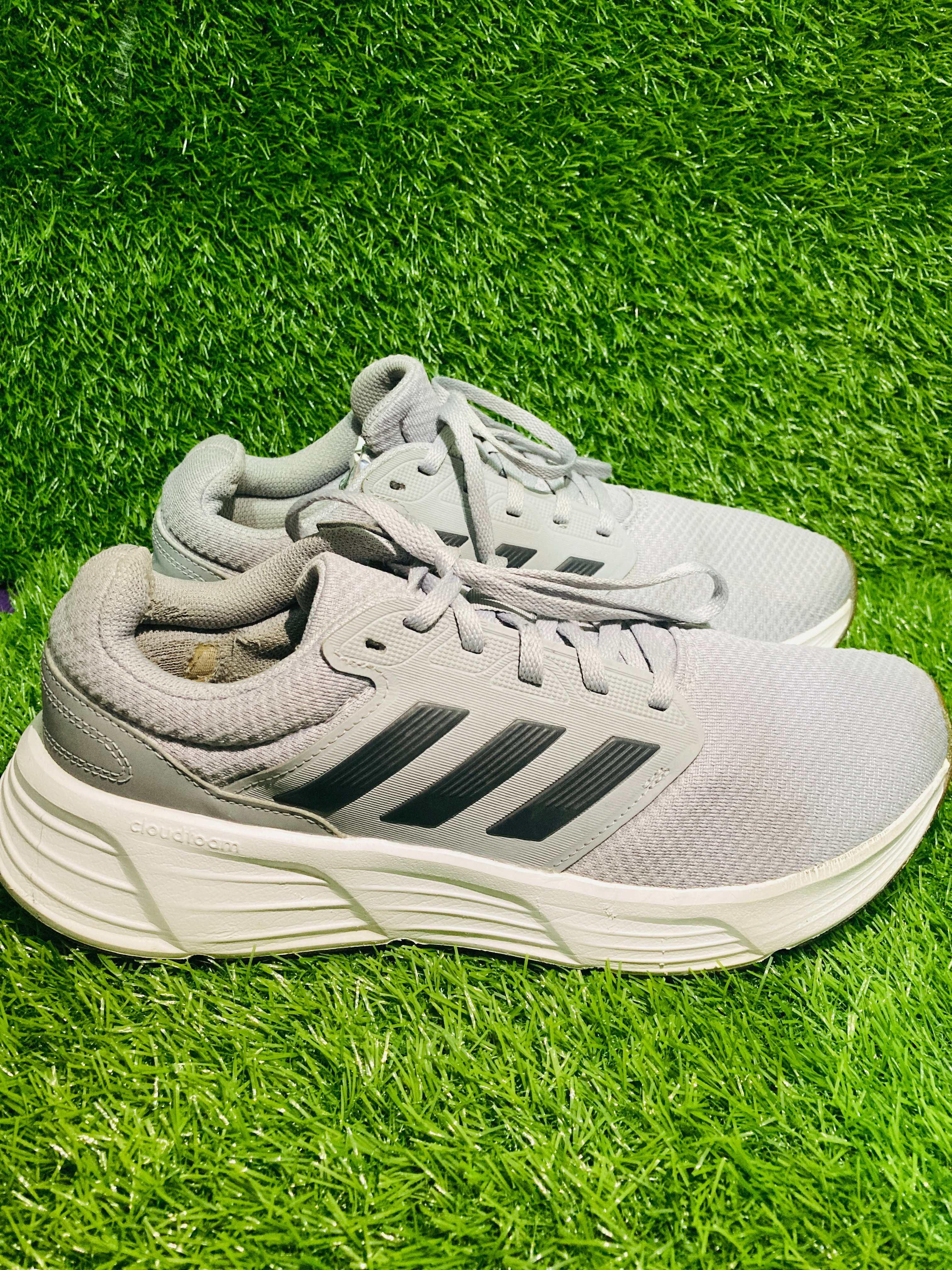 Adidas Galaxy 6 Running Shoes (Light Grey / Core Black) — view 1