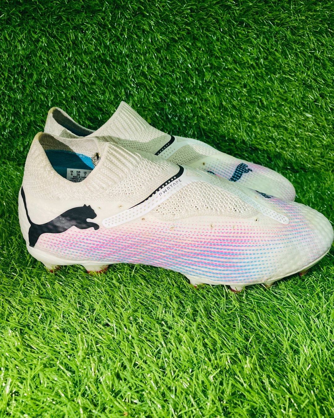 Puma Future Ultimate FG/AG Laceless Football Boots (White/Pink/Blue) — view 1