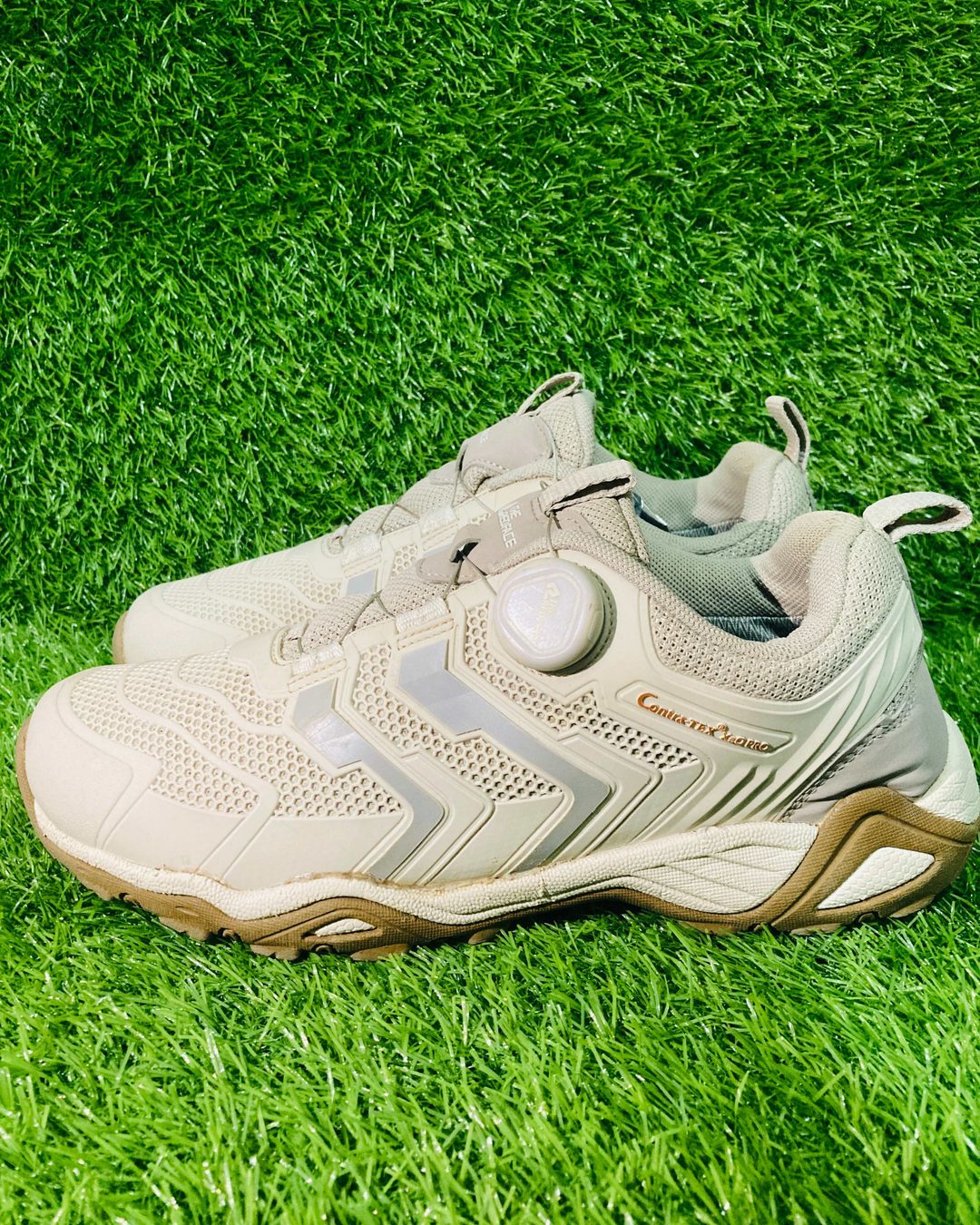 Redface Contra PRO Dial Trekking Shoes (Beige/Tan) — view 1
