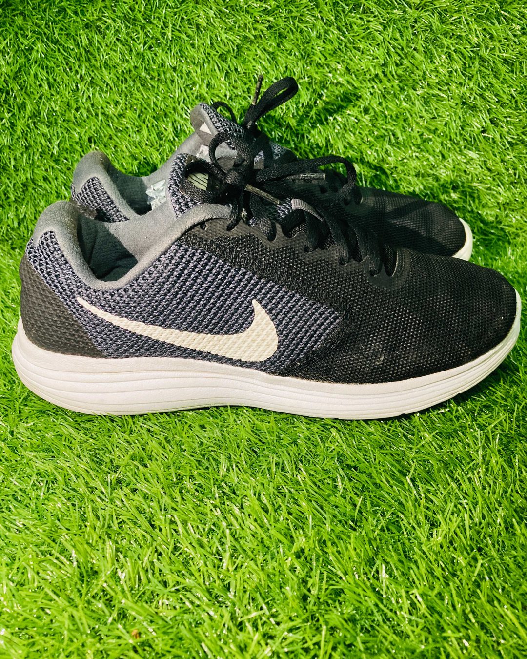 Nike Revolution 3 Lightweight Running Sneakers (Black / Dark Grey / White) Price: — view 1