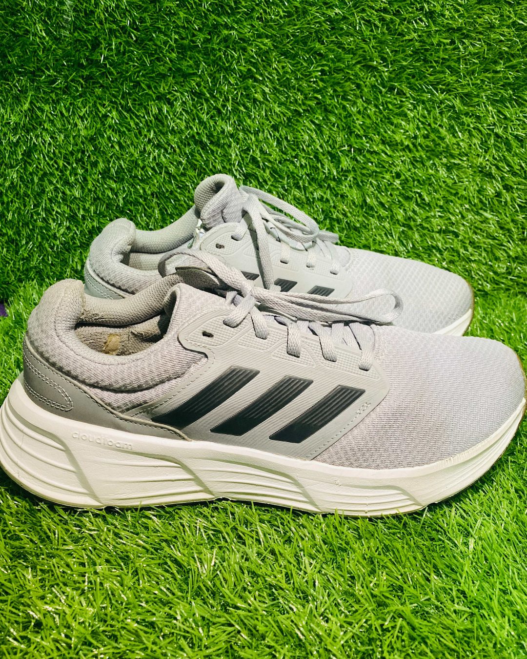 Adidas Galaxy 6 Running Shoes (Light Grey / Core Black) — view 1